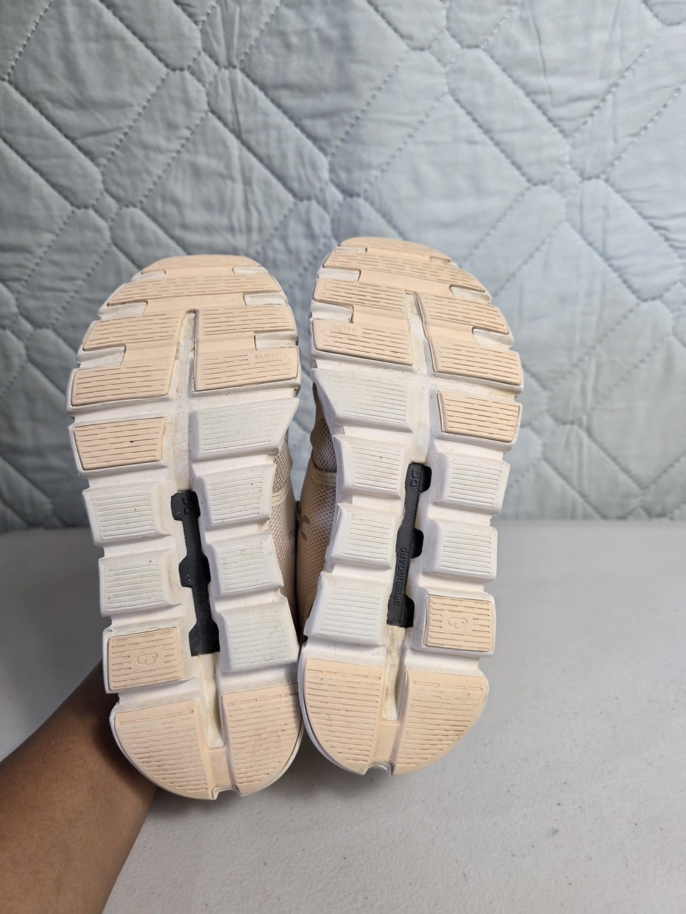 ON Cloud 6 Pearl/White Women's Sneakers Super Foam 360° Comfort Running Shoes - Picture 10 of 10